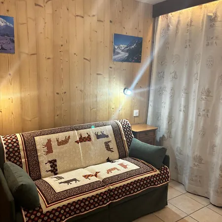 Vue Mont Blanc Et Toute La Chaine *